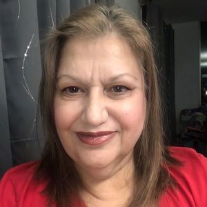 Meet your Posher, Debra